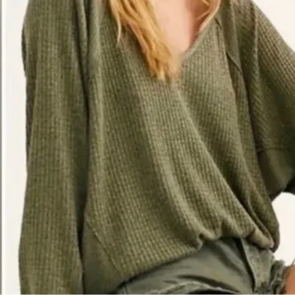 Santa Clara Thermal in Ferngully Green Size Small NEW - Picture 2 of 5